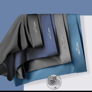 New Men's Ice Silk Boxers sz 4xl ( 35-39inches)